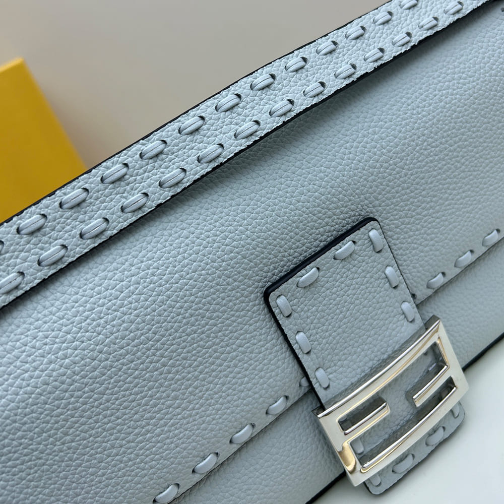 Fendi Baguette
