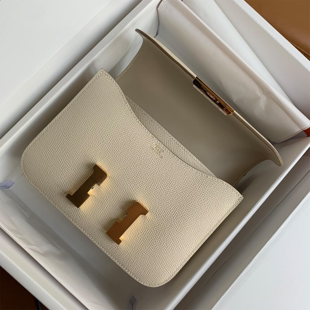 Hermes Constance 18