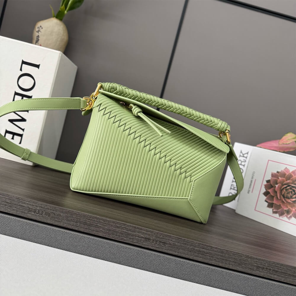 LOEWE Small Puzzle bag in calfskin(HIGH-END GRADE)