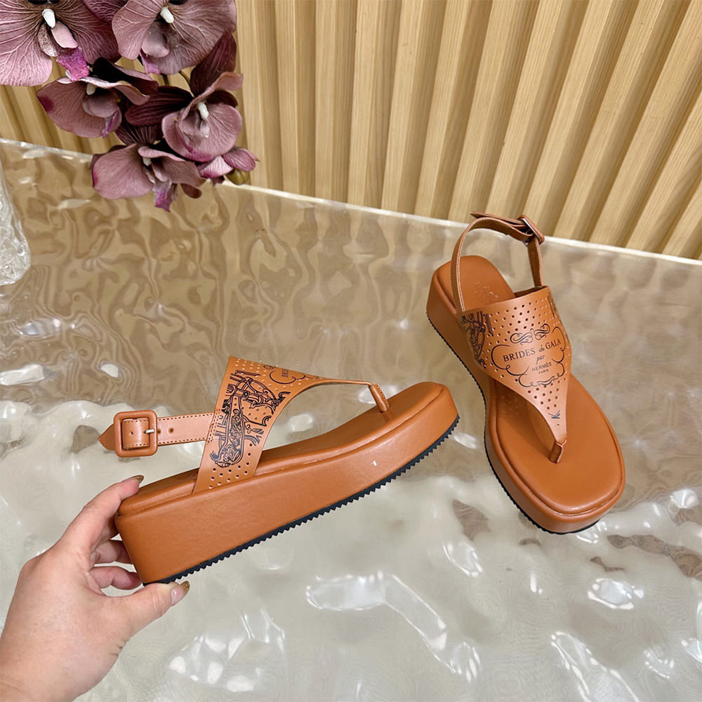 HERMES Karima sandal
