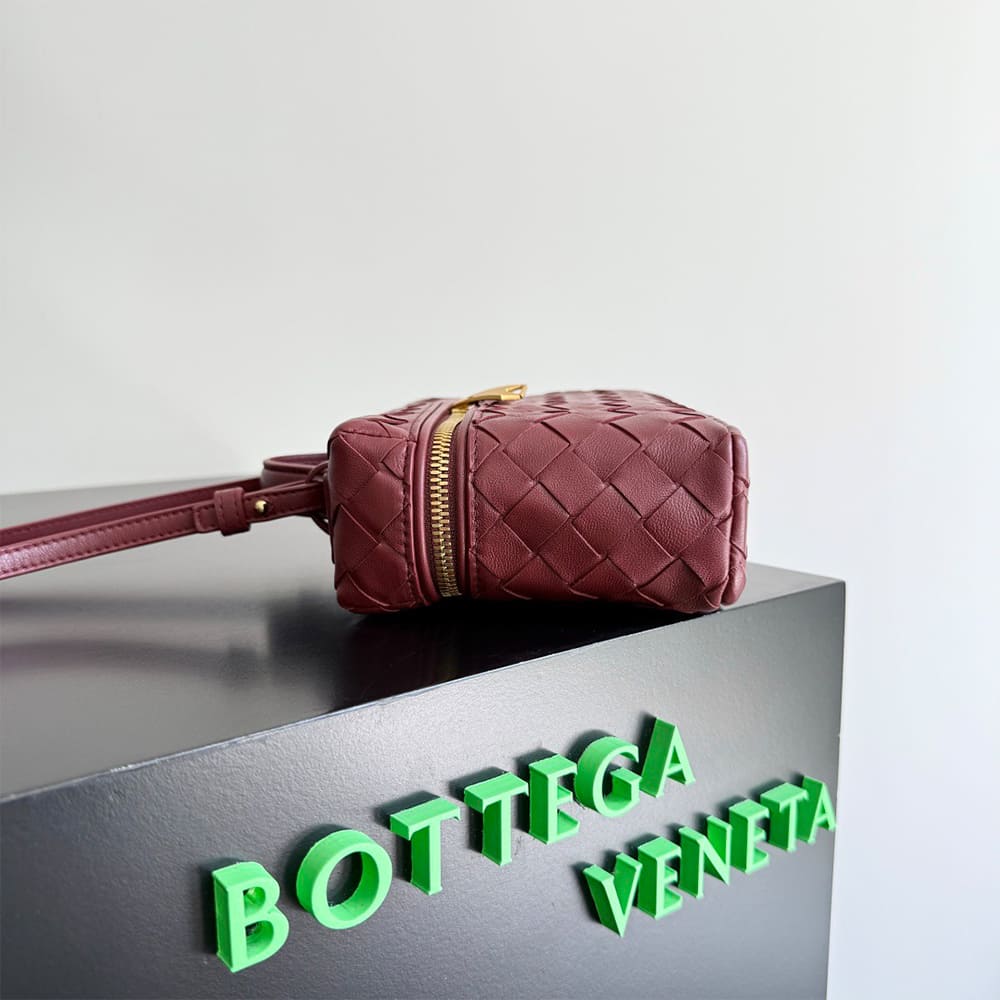 Bottega Veneta Bang Bang Vanity Case(high-end grade)