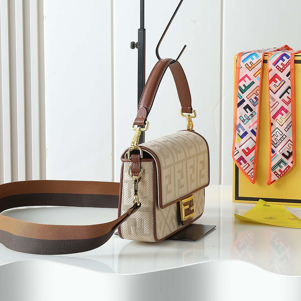 Fendi Baguette