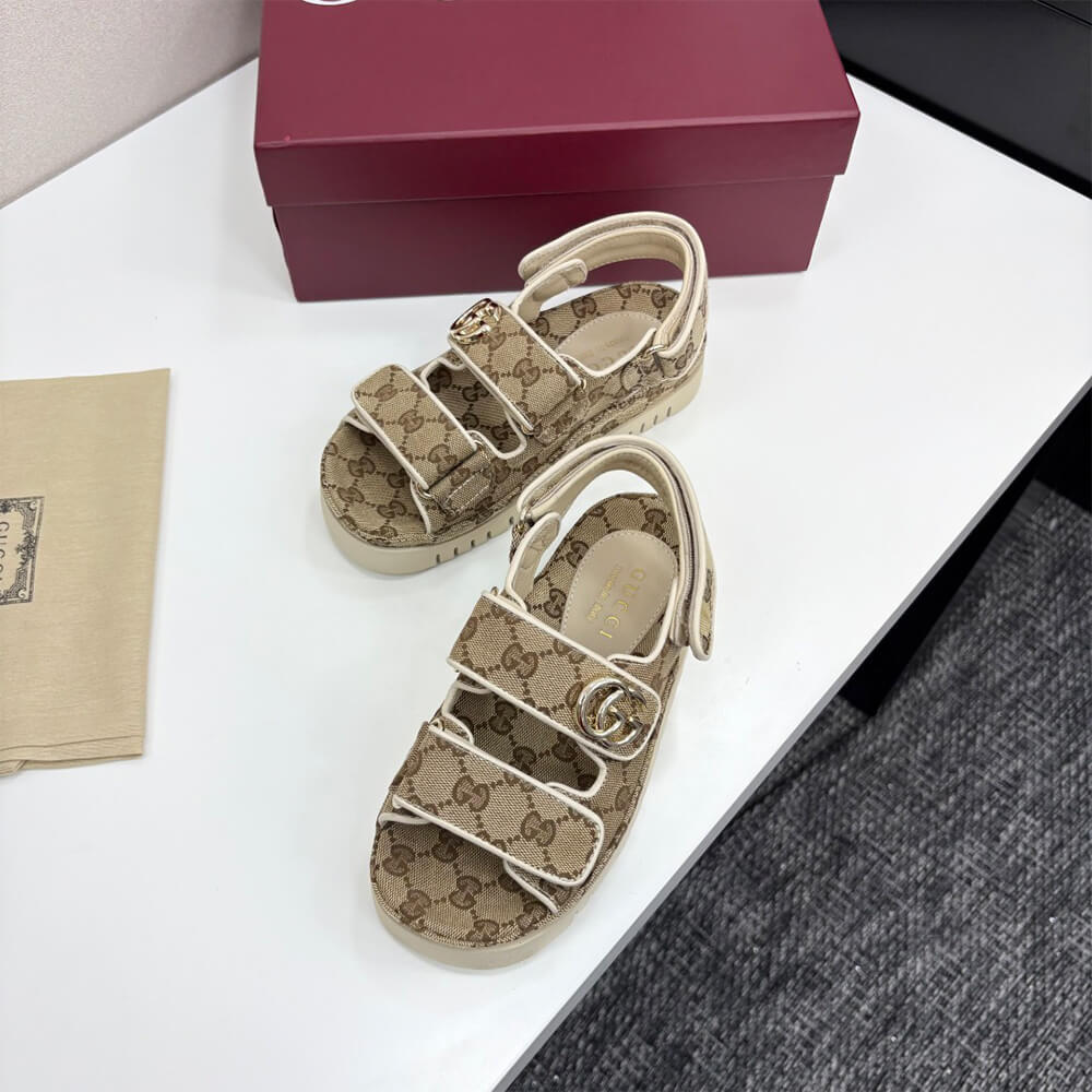 GUCCI Women s sandal with Double G