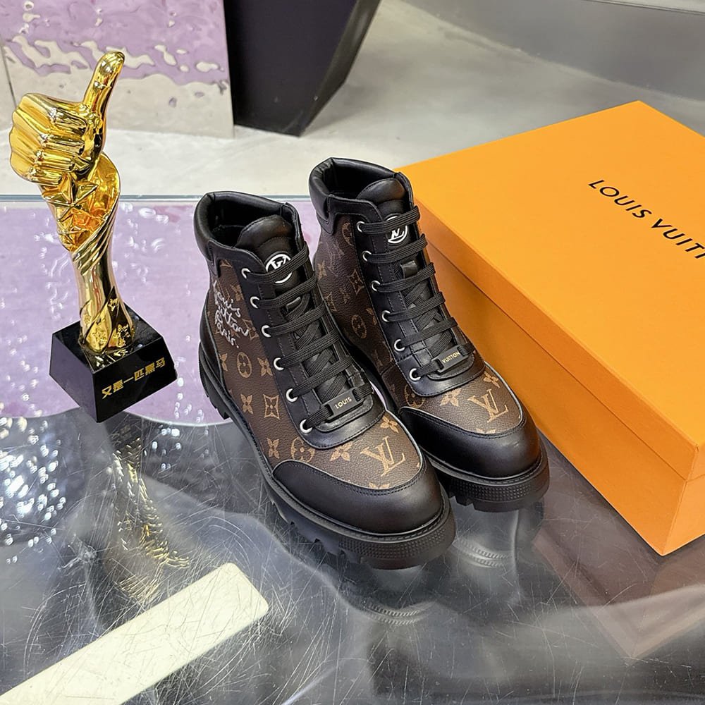 LV District Ankle Boot Ranger