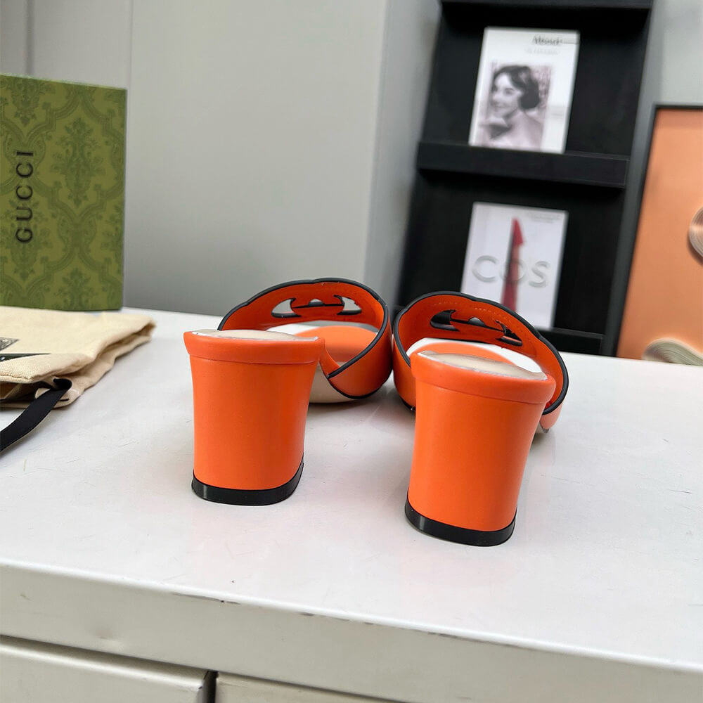 GUCCI Women s Interlocking G slide sandal