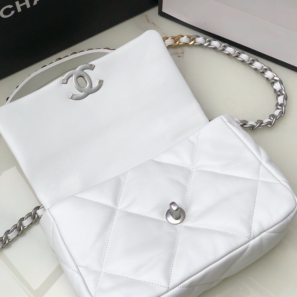 CHANEL 19 Handbag
