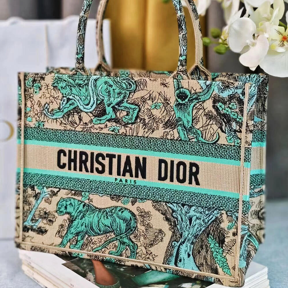 Medium Dioriviera Dior Book Tote