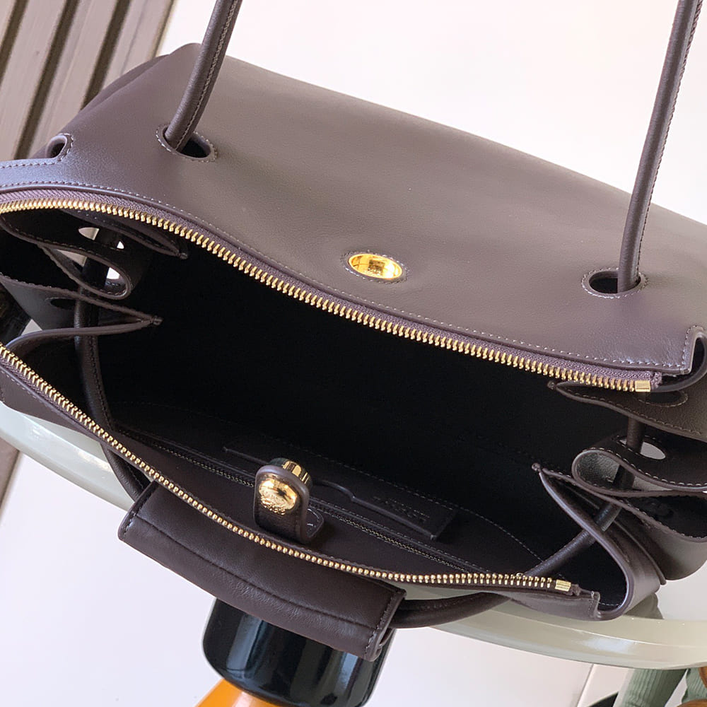 Loewe Medium Madrid bagin supple calfskin(HIGH-END GRADE)