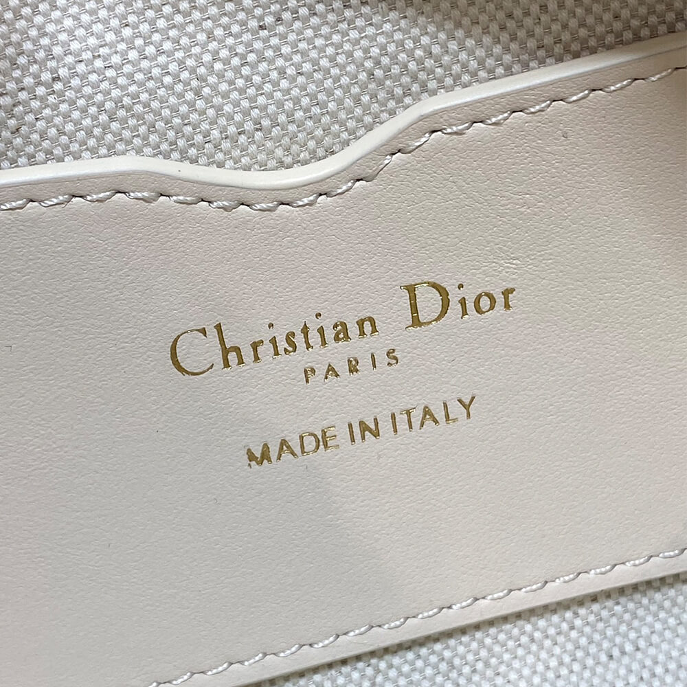 30 Montaigne Cigale mini bag