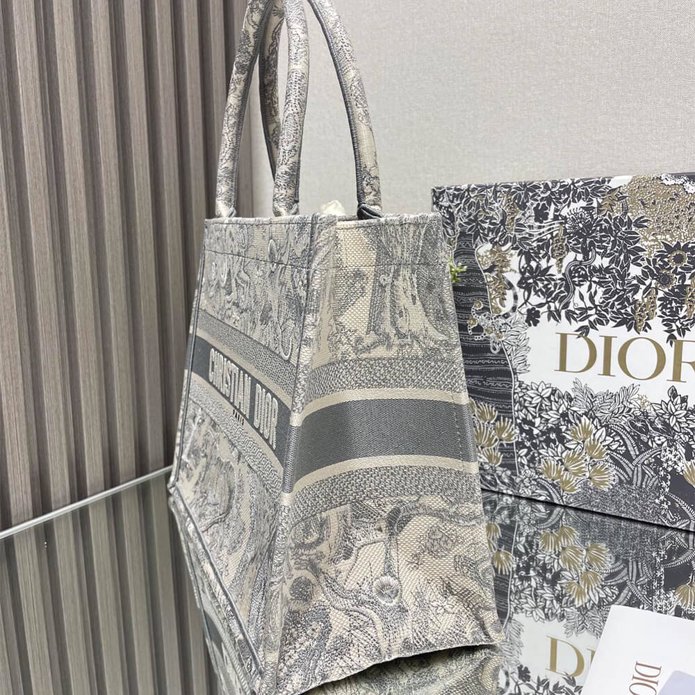 Medium Dior Book Tote