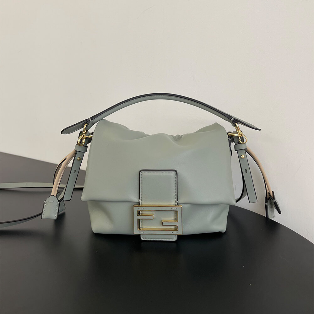 Fendi Mamma Baguette Small(high-end grade)