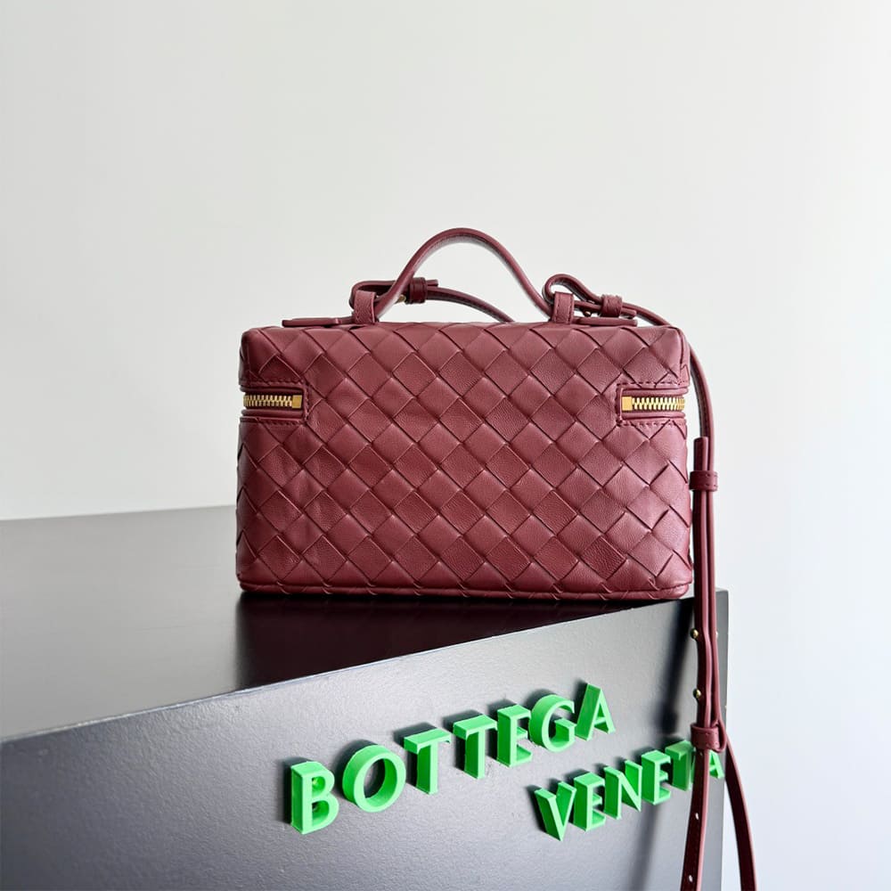 Bottega Veneta Bang Bang Vanity Case(high-end grade)